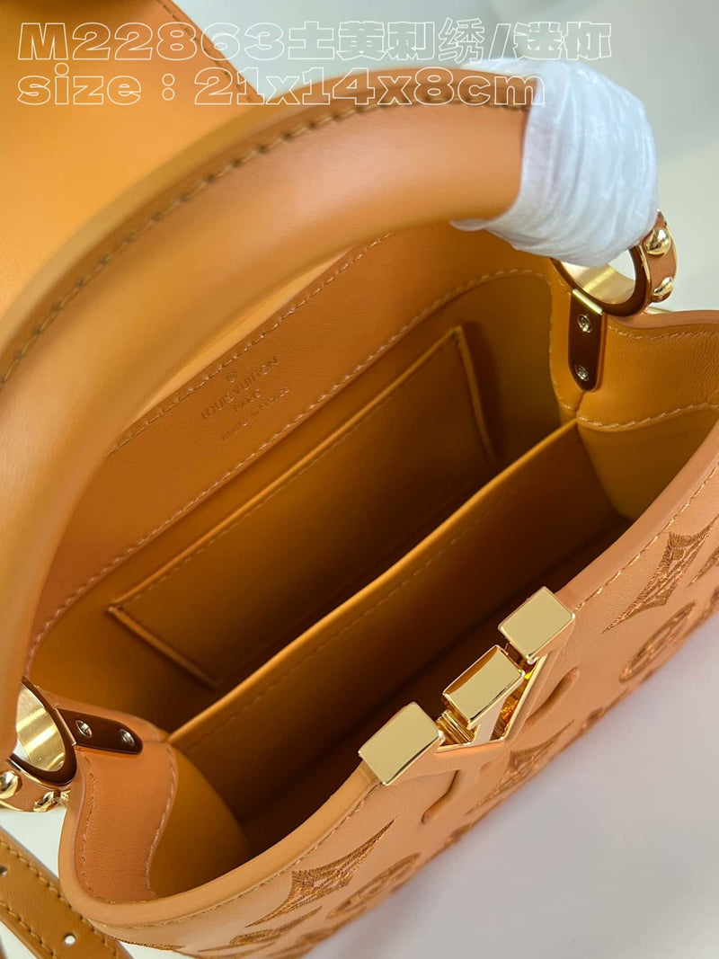 Bolsa Louis Vuitton Capucines Mini