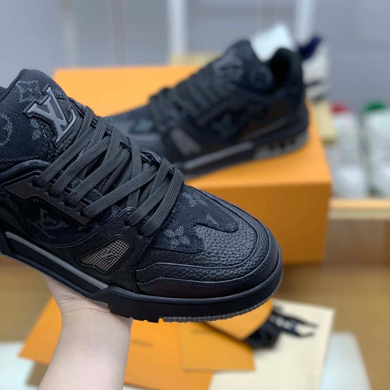 Tênis Louis Vuitton Trainer