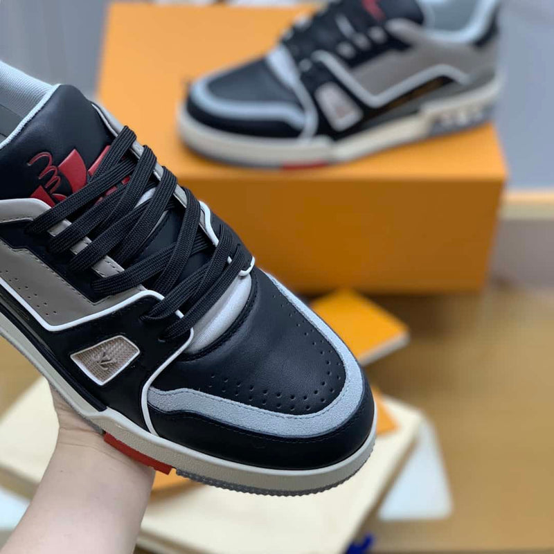 Tênis Louis Vuitton Trainer
