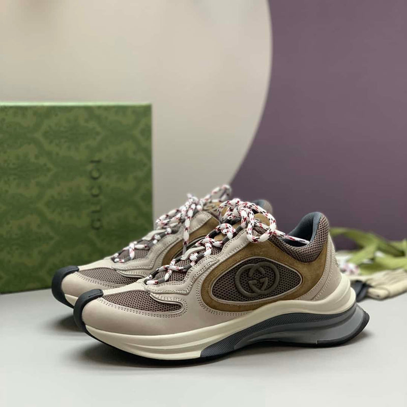 Tênis Gucci