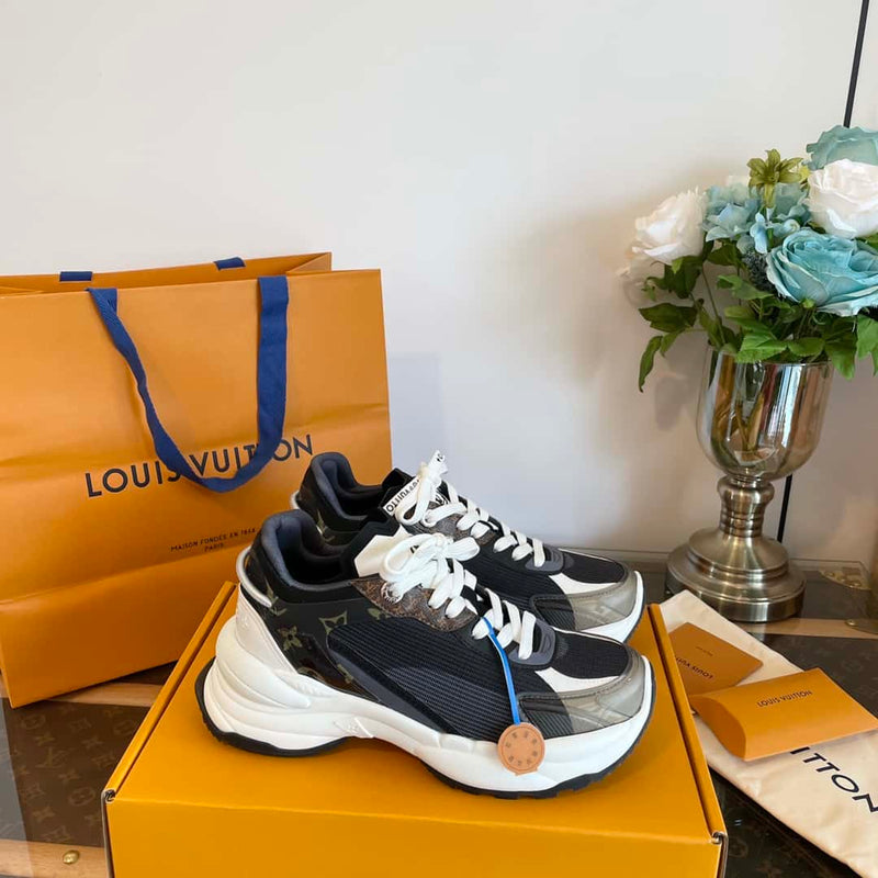 Tênis Louis Vuitton RUN 55