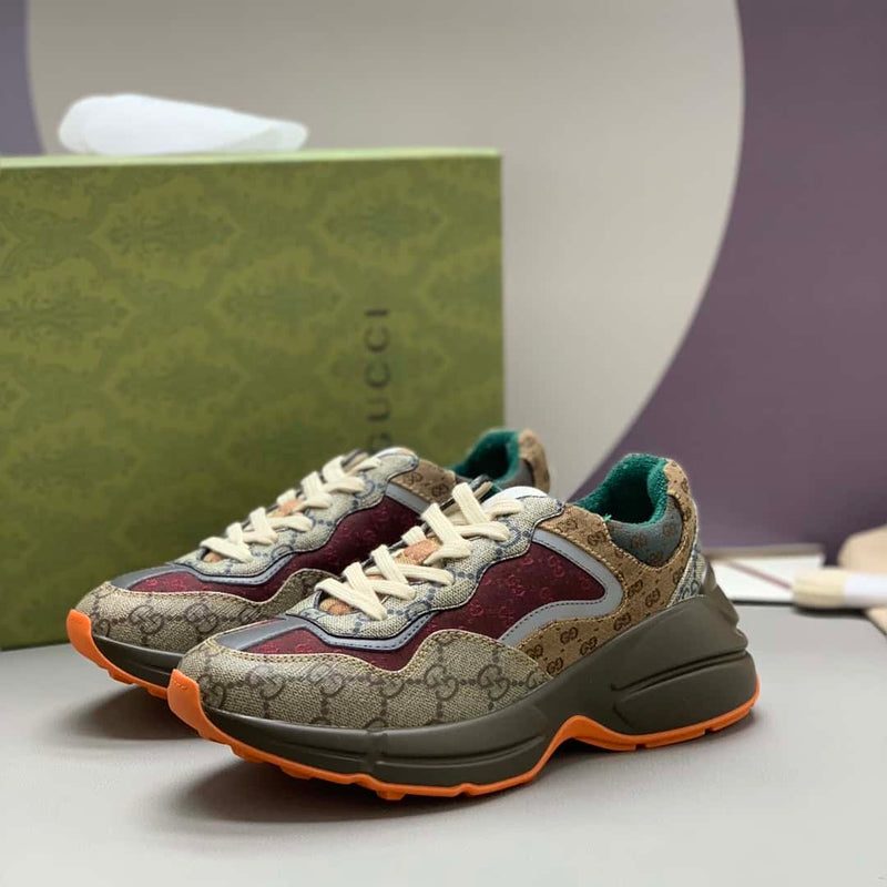 Tênis Gucci