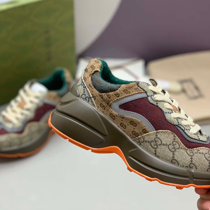 Tênis Gucci