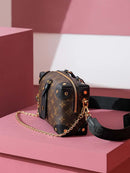 Bolsa Louis Vuitton Petite Malle Souple
